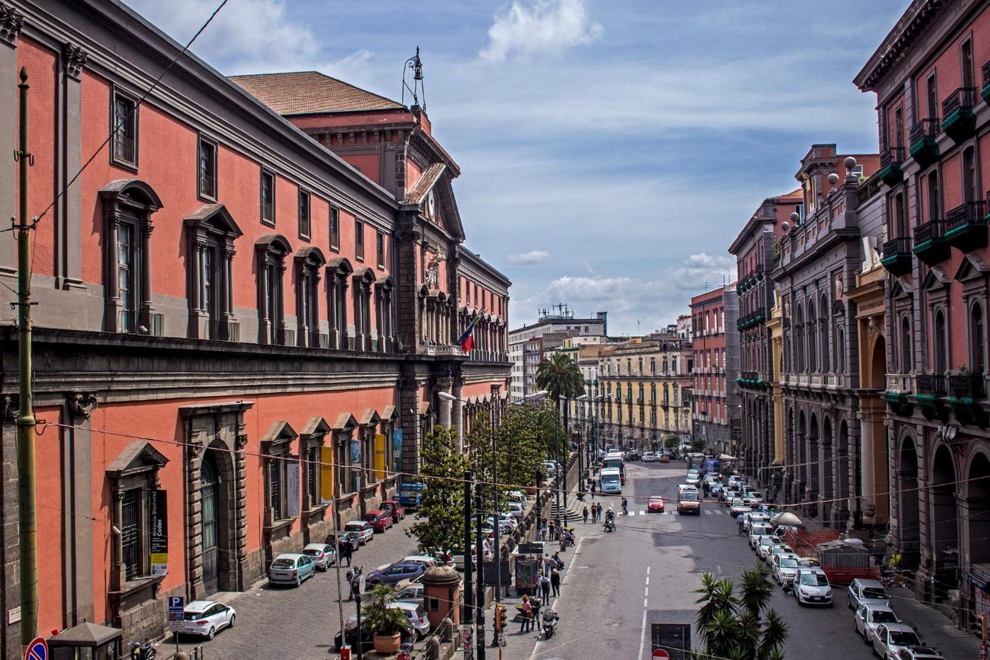 Appartamento About Mann - Museo Archeologico Di Napoli Esterno foto